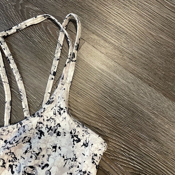 2 for $18 🦾 Gaiam Strappy Sports Bar - Picture 3 of 8
